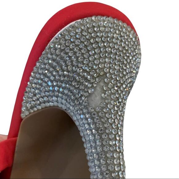 Qupid red heels sandals. Size 8.5 sparkly heels 4”. Almost new one flaw - Picture 6 of 6